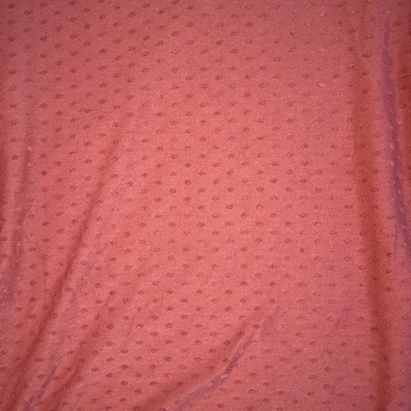 Coral colored top - Picture 2 of 2